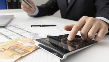 Порог для предпринимателей на УСН для освобождения от НДС хотят зафиксировать до 2030 года