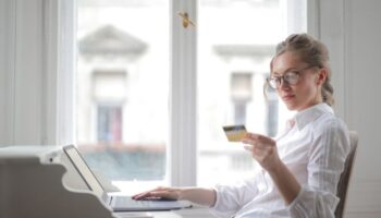 Компенсацию за задержку зарплаты хотят повысить до 0,5% за каждый день просрочки