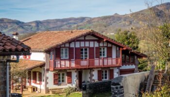 Кабардино-Балкарию могут включить в эксперимент по легализации гостевых домов
