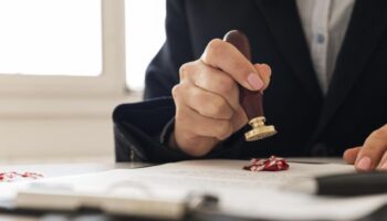 Законопроект об упрощении оформления доверенностей и завещаний внесли в Госдуму