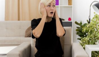 Соседи шумят: можно ли вызвать полицию?