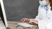 Бумажные медкарты уходят в прошлое? Что изменится с 1 сентября