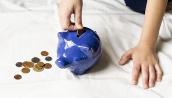 В Госдуму внесли законопроект о выплате 5 млн рублей при рождении второго ребенка