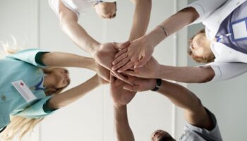 Новая номенклатура должностей медработников: что изменится с сентября