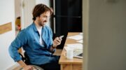 Инвалидам хотят запретить отказывать в кредите из-за инвалидности