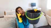 Соседи затопили квартиру, но платить за ремонт придется управляющей компании?